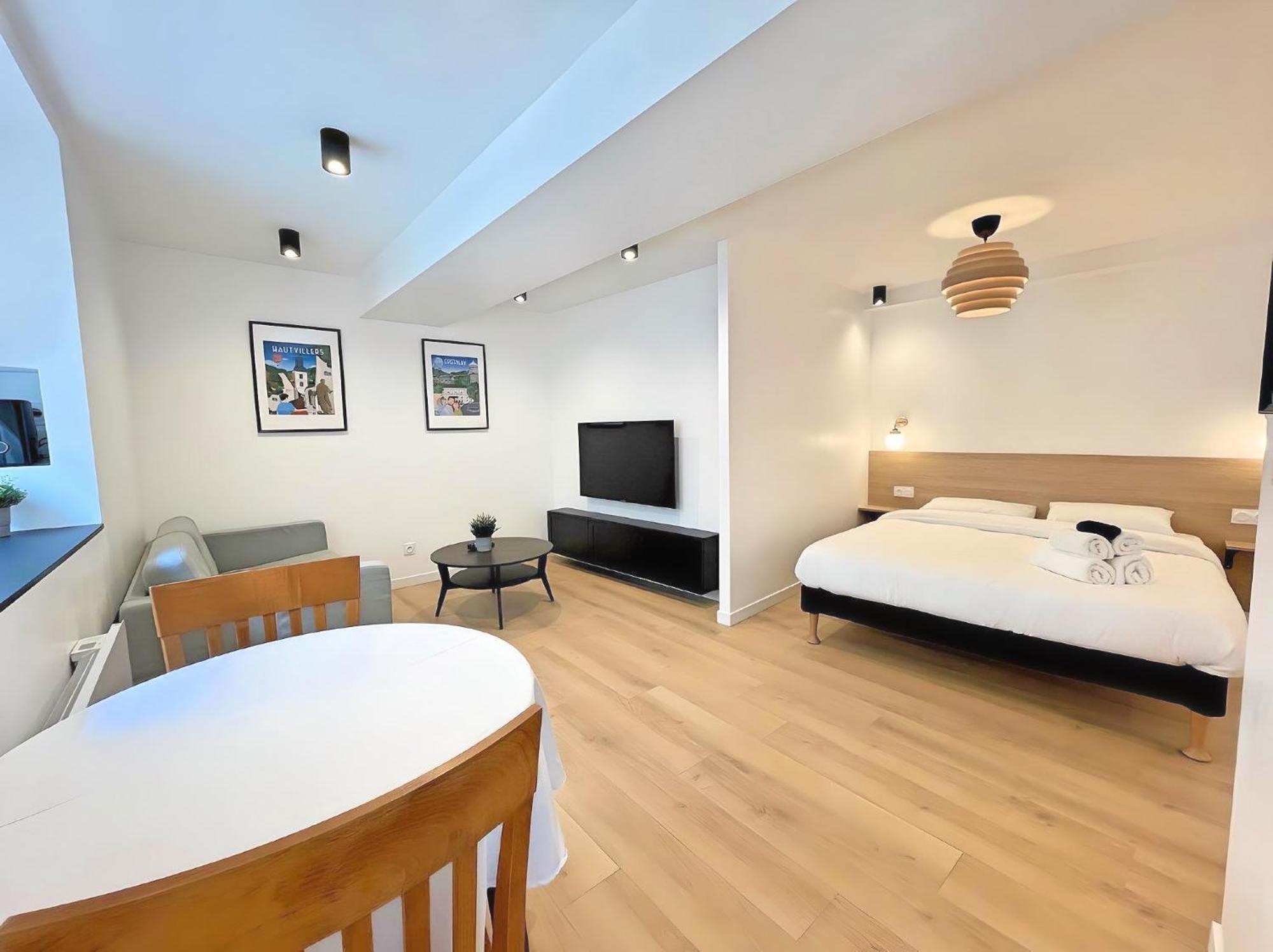 Les Fauvettes - Centre Ville Épernay Habitación foto